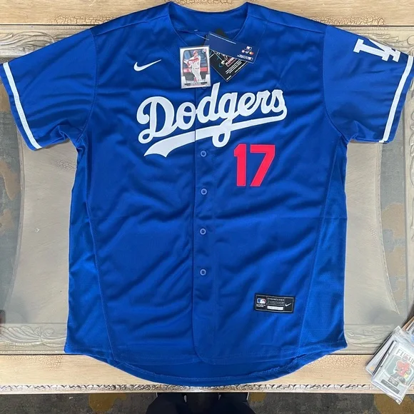 Shohei Ohtani Jersey and Card Mens Large Blue Los Angeles Dodgers - Picture 2 of 8